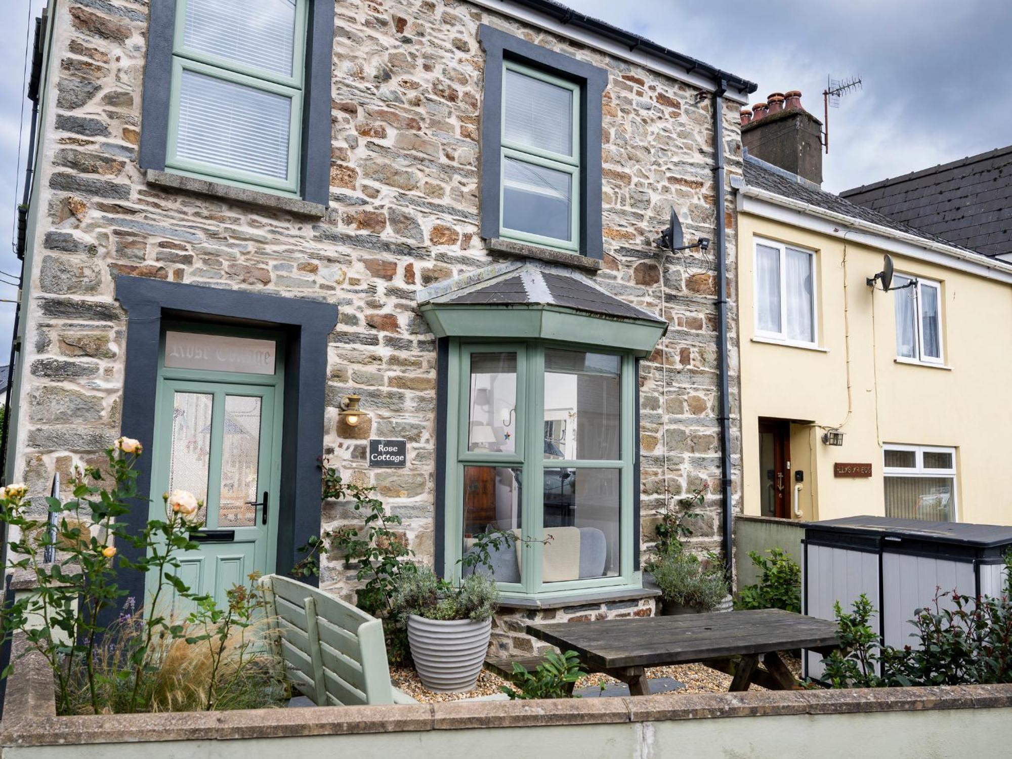 Rose Cottage Cardigan Dış mekan fotoğraf